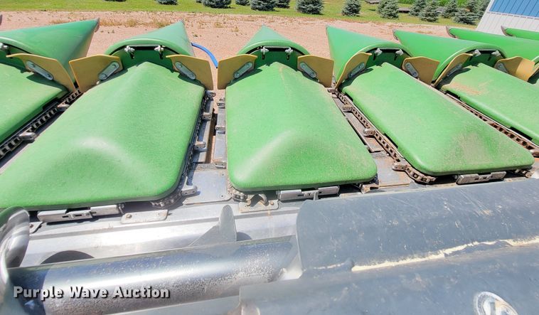 image for item LQ9049 2014 Capello Quasar F12  corn head with trailer