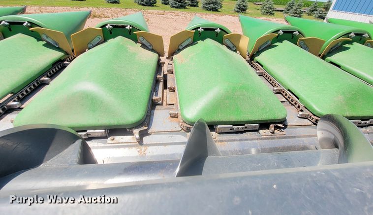 image for item LQ9049 2014 Capello Quasar F12  corn head with trailer