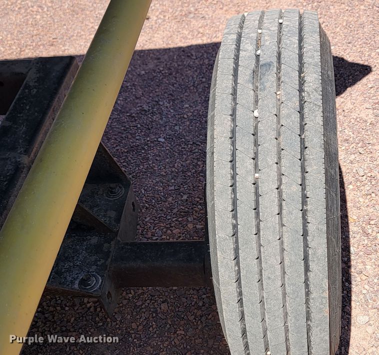 image for item LQ9049 2014 Capello Quasar F12  corn head with trailer