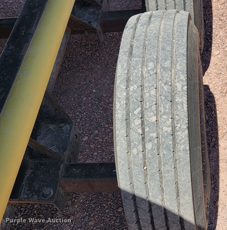 image for item LQ9049 2014 Capello Quasar F12  corn head with trailer