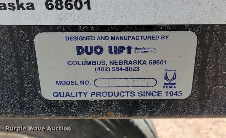 image for item LQ9049 2014 Capello Quasar F12  corn head with trailer