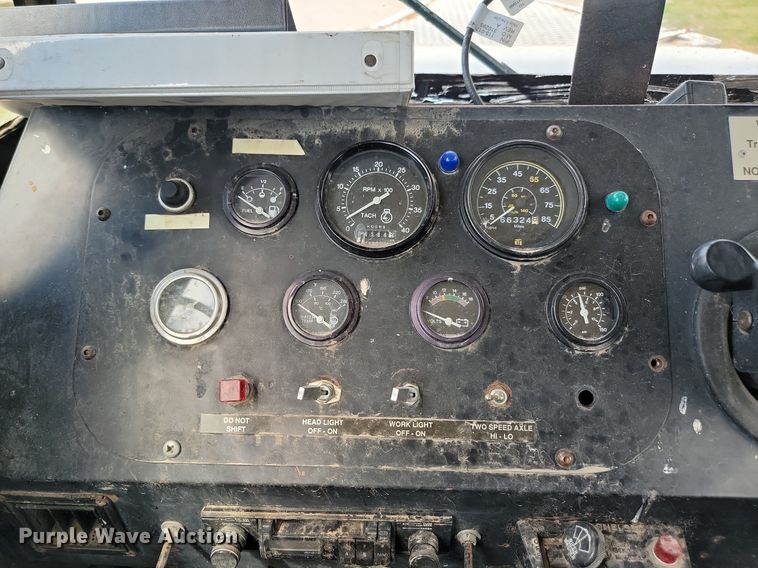 image for item LQ9059 Tyler 3275  applicator