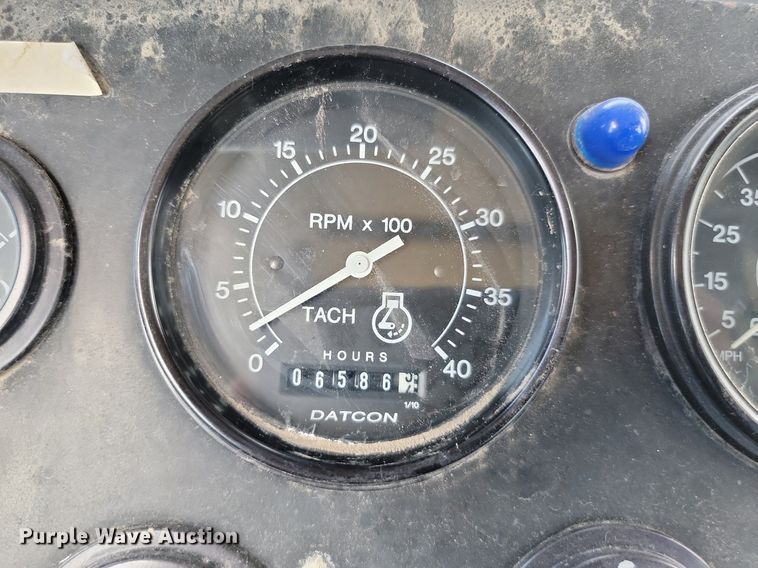 image for item LQ9059 Tyler 3275  applicator