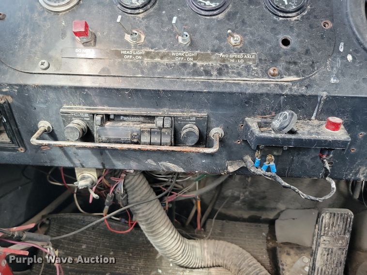 image for item LQ9059 Tyler 3275  applicator