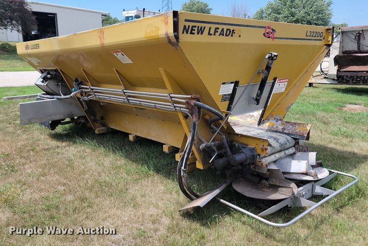 image for item LQ9060 New Leader L3220G4  spreader