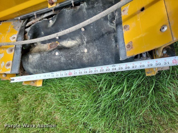 image for item LQ9060 New Leader L3220G4  spreader