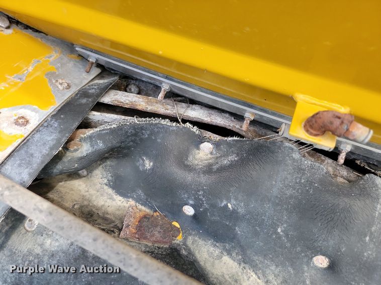 image for item LQ9060 New Leader L3220G4  spreader