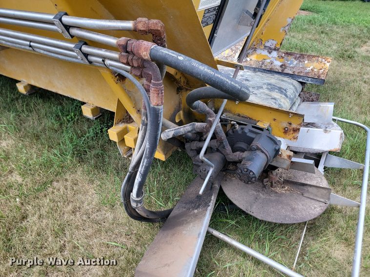 image for item LQ9060 New Leader L3220G4  spreader