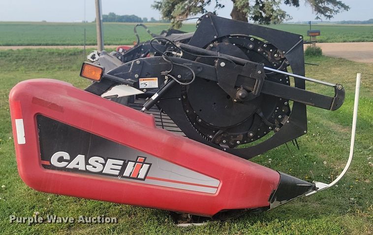 image for item LQ9063 2008 Case 2162  draper head