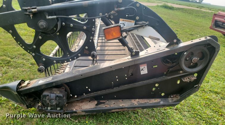 image for item LQ9063 2008 Case 2162  draper head