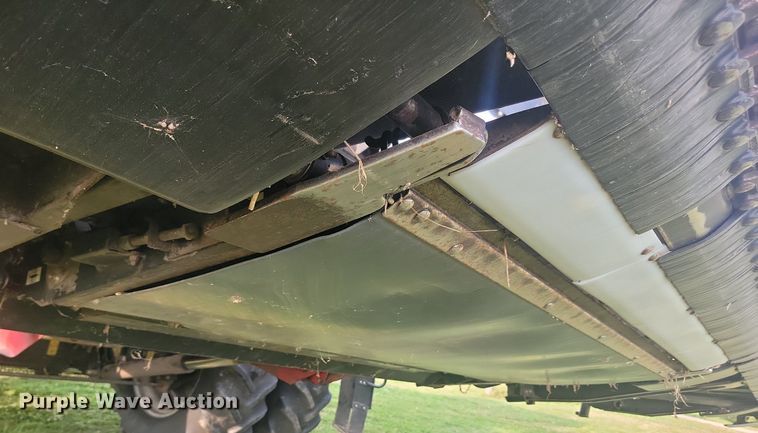 image for item LQ9063 2008 Case 2162  draper head