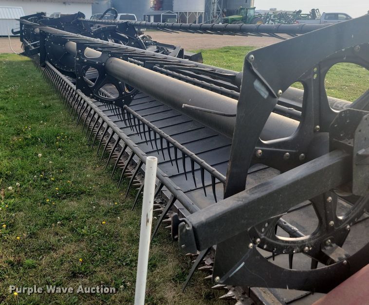 image for item LQ9063 2008 Case 2162  draper head