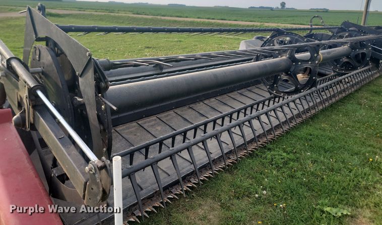 image for item LQ9063 2008 Case 2162  draper head