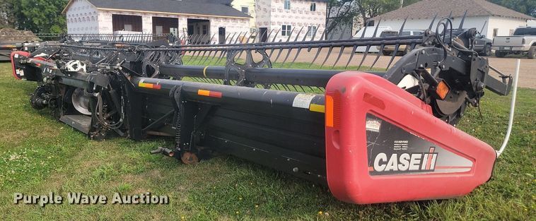 image for item LQ9064 2009 Case 2162  draper head