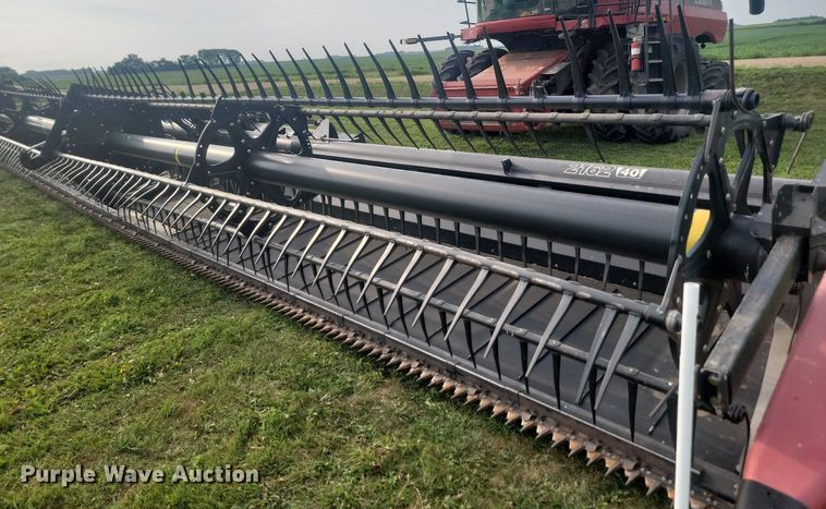 image for item LQ9064 2009 Case 2162  draper head