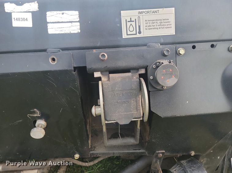 image for item LQ9064 2009 Case 2162  draper head