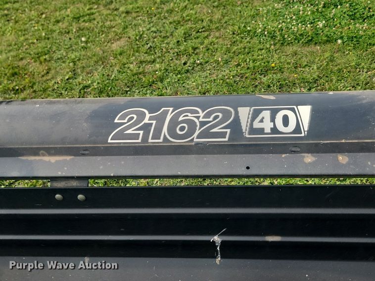 image for item LQ9064 2009 Case 2162  draper head