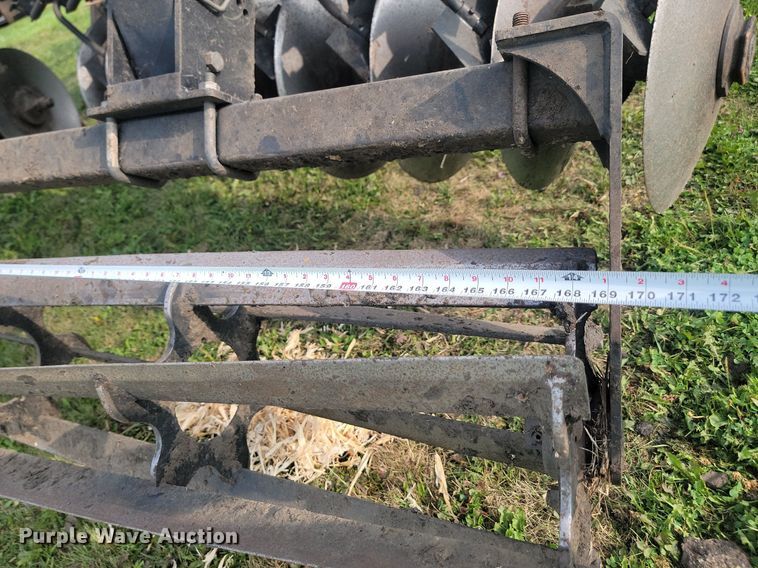 image for item LQ9065 John Deere 510  disk ripper