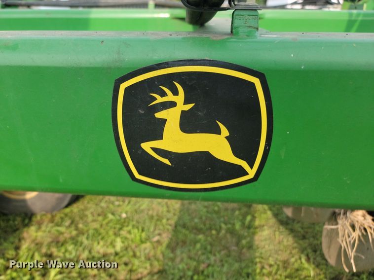 image for item LQ9065 John Deere 510  disk ripper