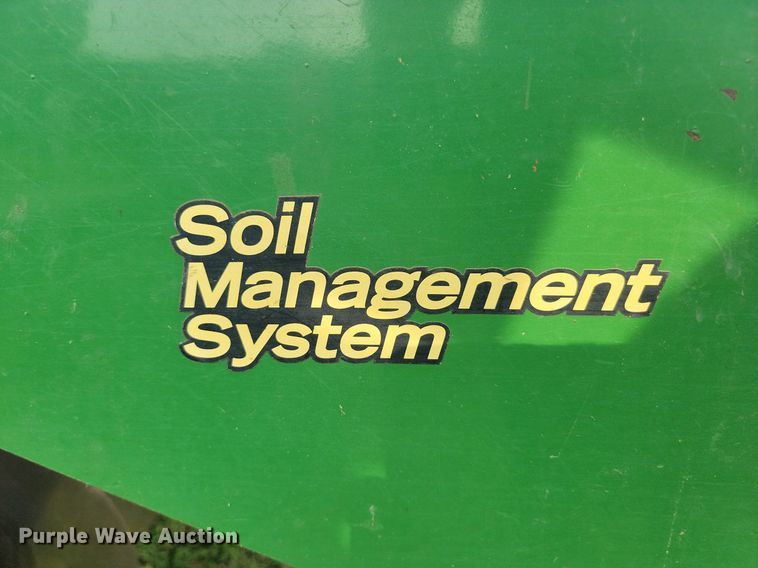 image for item LQ9065 John Deere 510  disk ripper