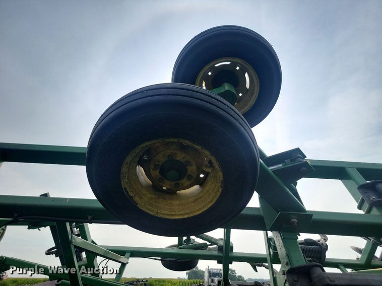 image for item LQ9065 John Deere 510  disk ripper