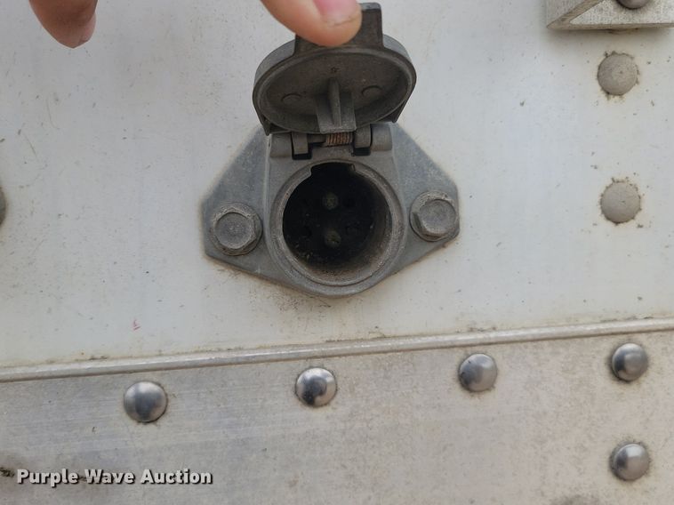 image for item LQ9066 2003 Wilson DWH-551  grain trailer