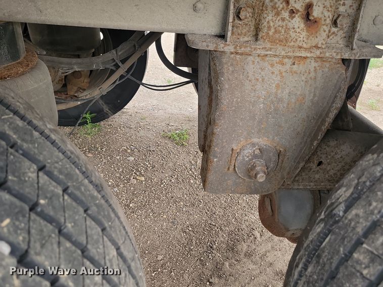 image for item LQ9066 2003 Wilson DWH-551  grain trailer