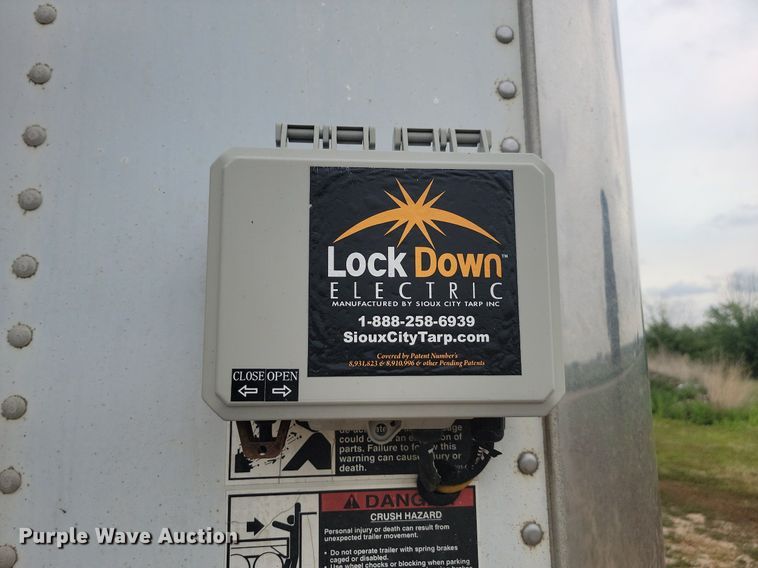 image for item LQ9066 2003 Wilson DWH-551  grain trailer