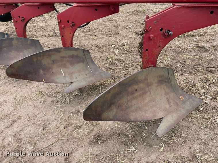 image for item LS9445 International  six bottom plow
