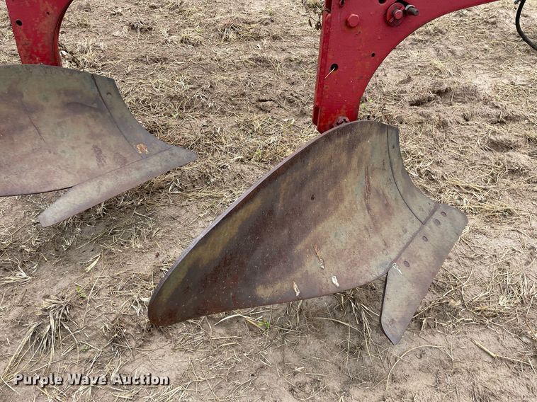 image for item LS9445 International  six bottom plow