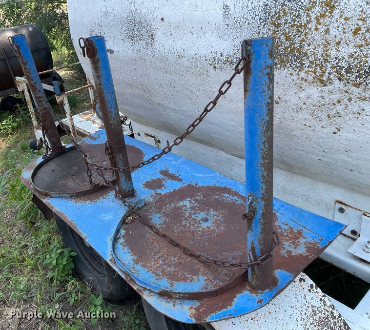 image for item LS9449 Shop built  nurse tank trailer