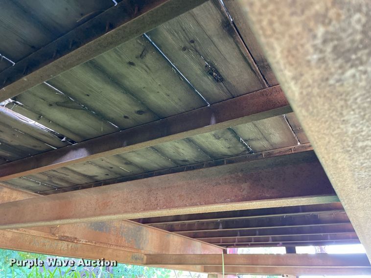 image for item LS9450 2004 Titan  equipment trailer