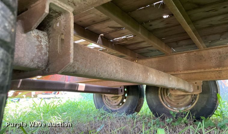 image for item LS9450 2004 Titan  equipment trailer