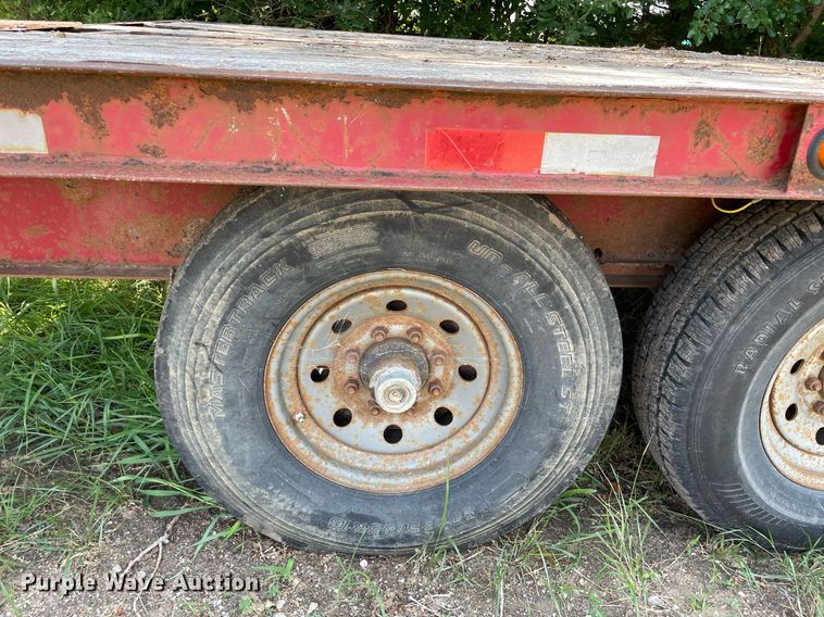 image for item LS9450 2004 Titan  equipment trailer