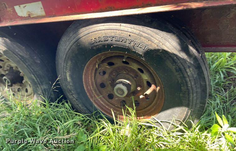 image for item LS9450 2004 Titan  equipment trailer