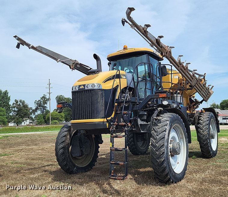 image for item LS9602 2015 Challenger RoGator RG1300B  applicator