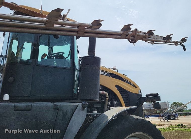 image for item LS9602 2015 Challenger RoGator RG1300B  applicator