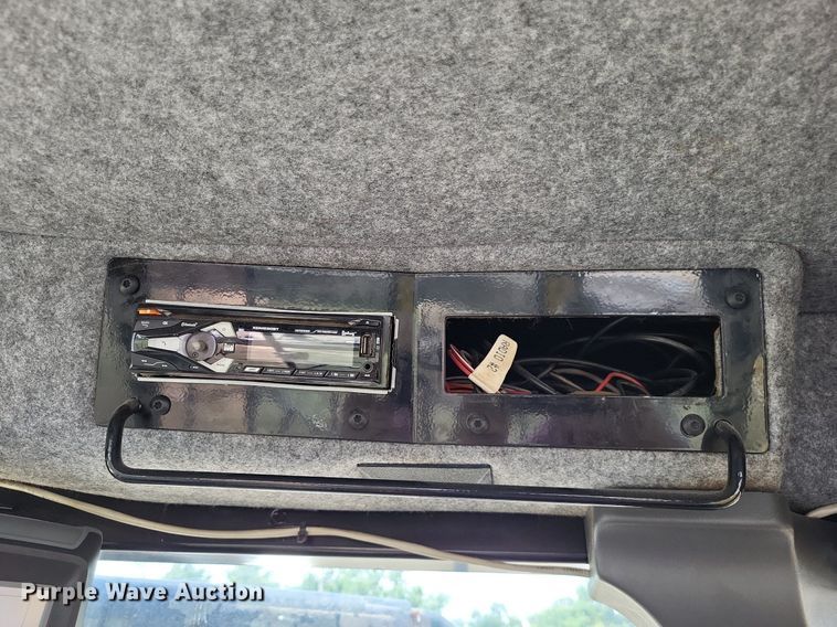 image for item LS9602 2015 Challenger RoGator RG1300B  applicator