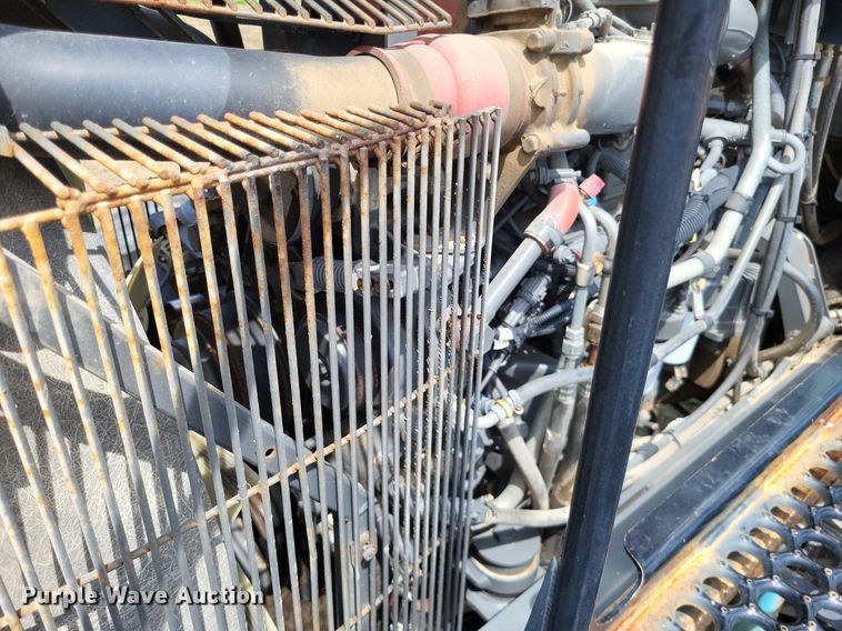 image for item LS9602 2015 Challenger RoGator RG1300B  applicator