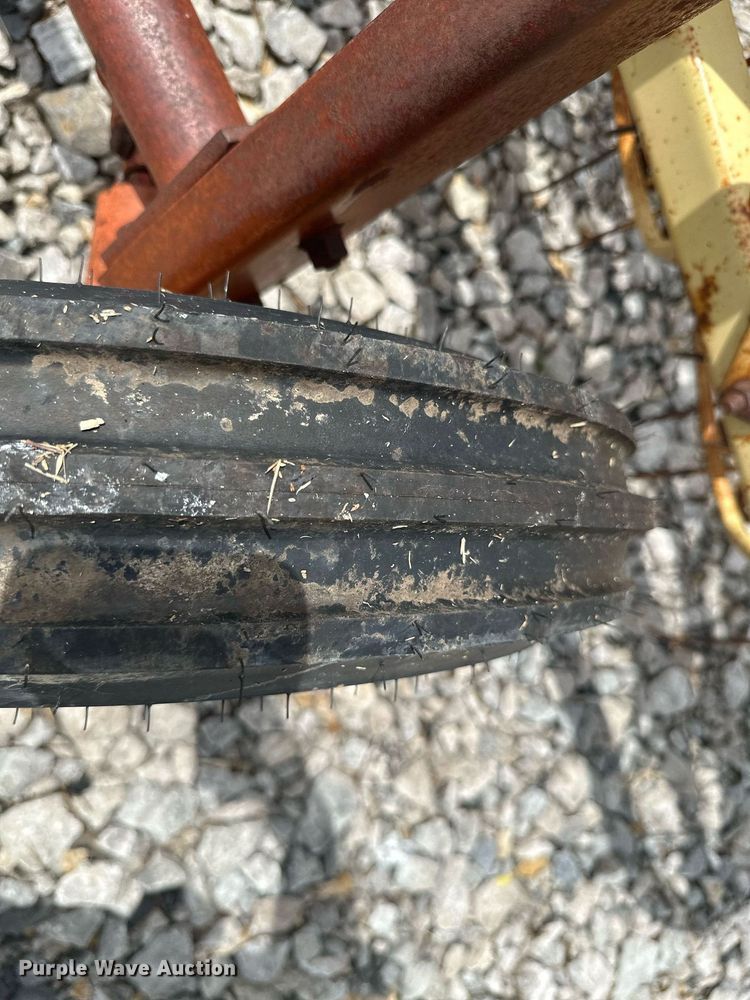 image for item MB9777 (2) New Holland Rolabar hay rakes