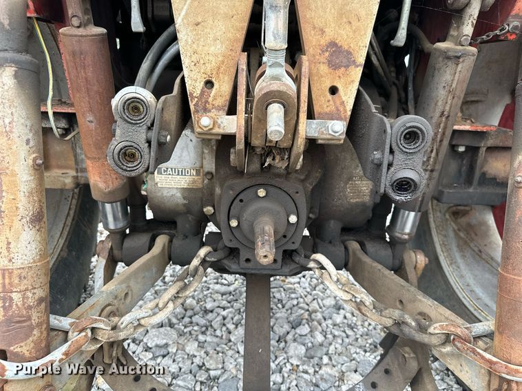 image for item MB9780 1970 Massey Ferguson 1100  tractor