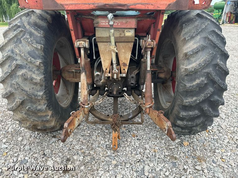 image for item MB9780 1970 Massey Ferguson 1100  tractor