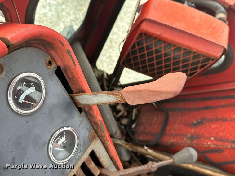 image for item MB9780 1970 Massey Ferguson 1100  tractor