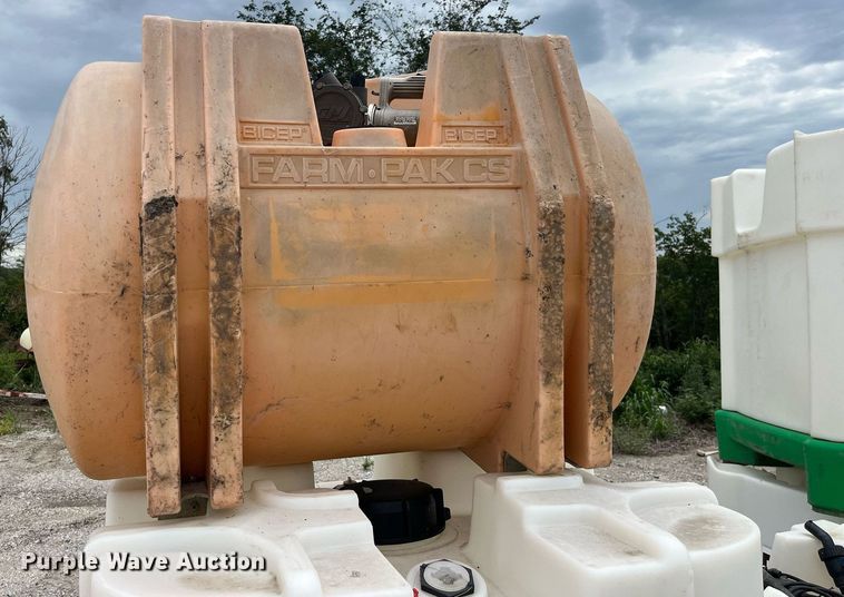 image for item MG9335 Approximately 33 tanks