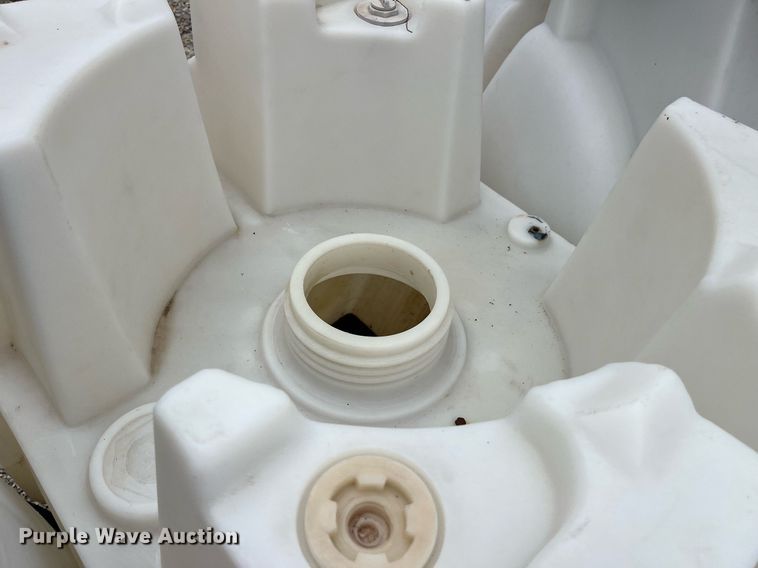 image for item MG9335 Approximately 33 tanks