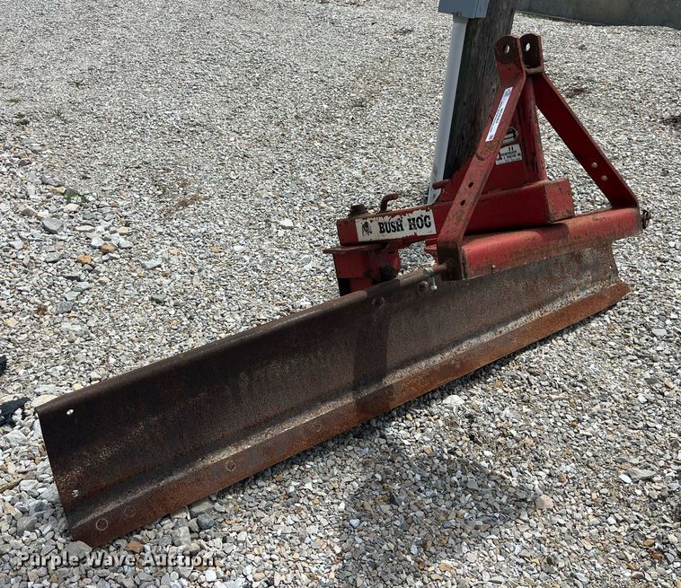 image for item MG9364 Bush Hog 60  three point blade