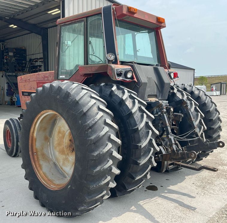 image for item MG9367 1981 International 5088  tractor