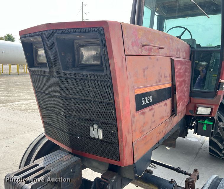 image for item MG9367 1981 International 5088  tractor