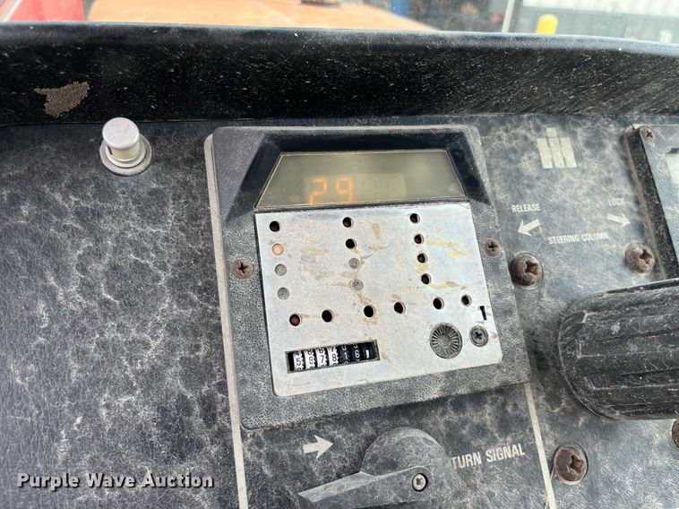 image for item MG9367 1981 International 5088  tractor