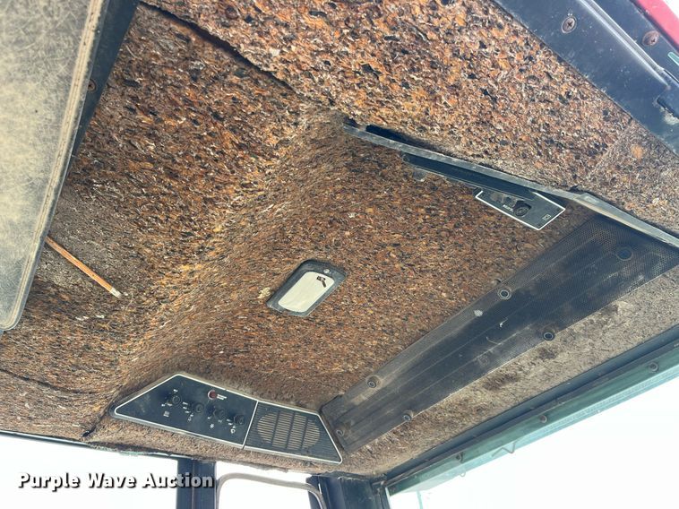 image for item MG9367 1981 International 5088  tractor